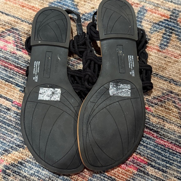 Never Worn - American Eagle Outfitters Black Sandals - Picture 3 of 4